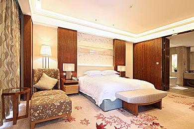 衍生手游《最终幻想7：永恒危机》下载量突破200万 登顶谷歌排行榜